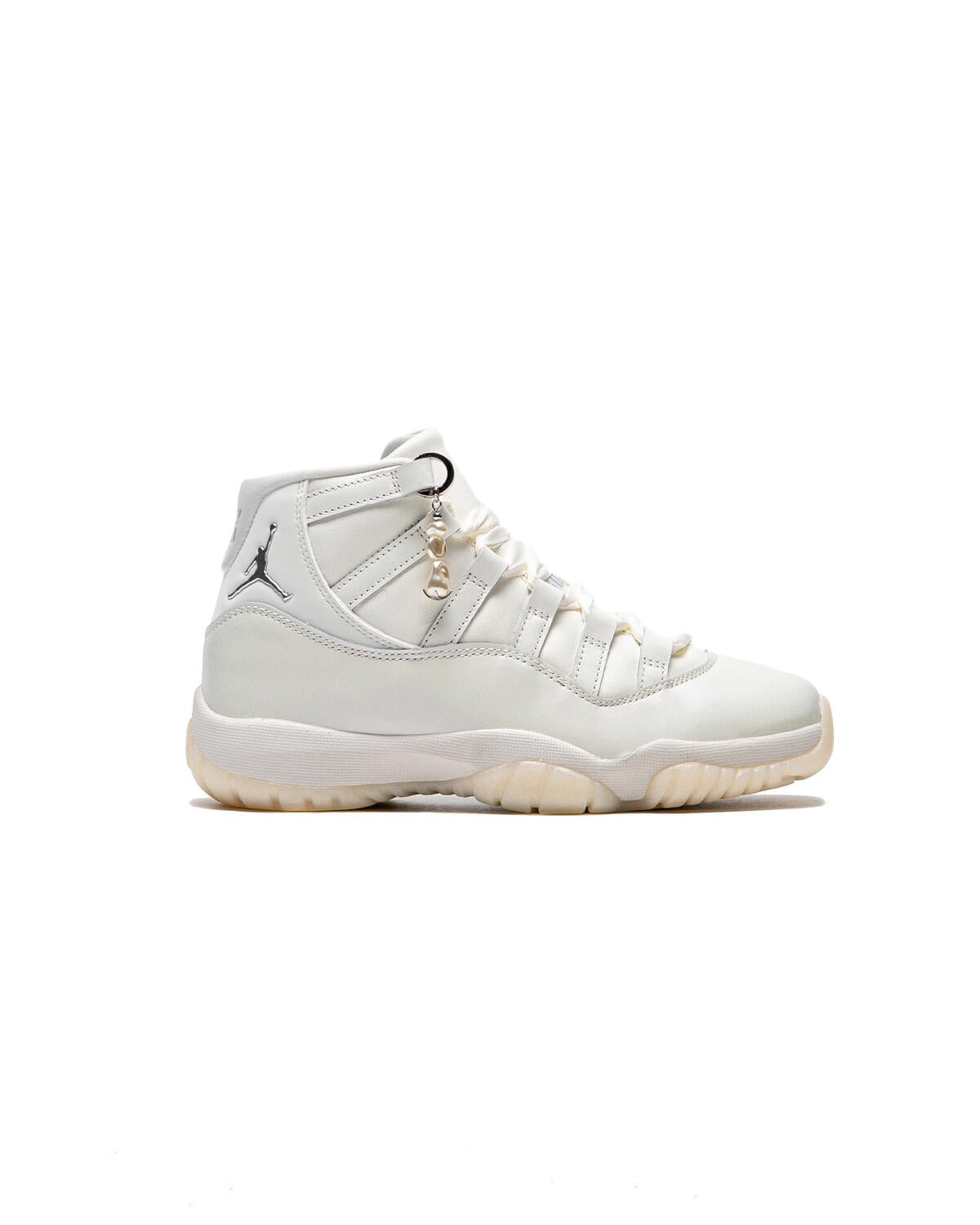 air-jordan-11-retro-sail-pearl